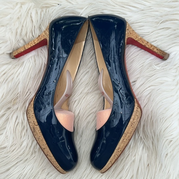 Navy Blue Patent Leather Louboutin with cork platform - Picture 5 of 6